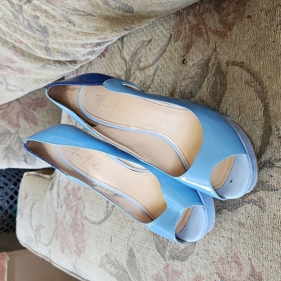 Blue Platform Stiletto Heels by Marc Fisher, size 9 - Picture 1 of 9